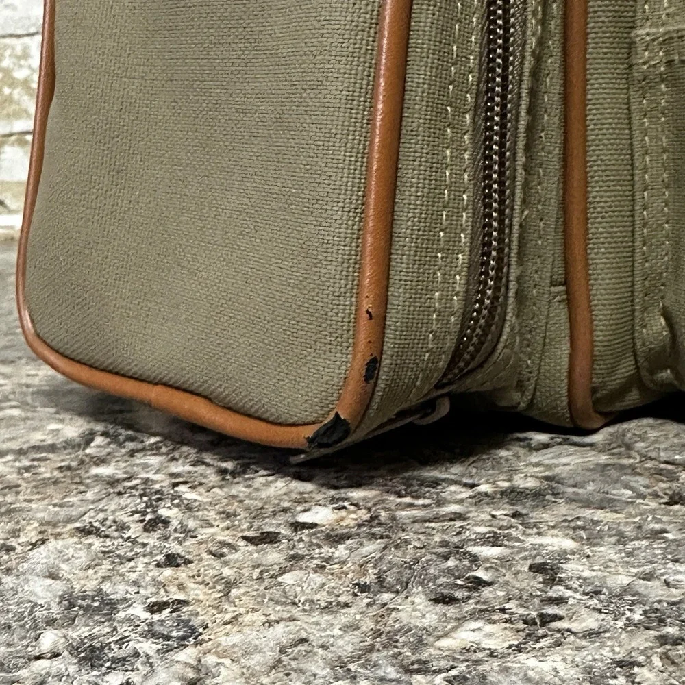 Vintage 1990s Nikon Rugged Camera Gear Carrying/Shoulder Bag - Adjustable Strap